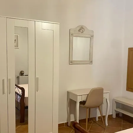 Kyr Gianni Mansion Case de vacanță