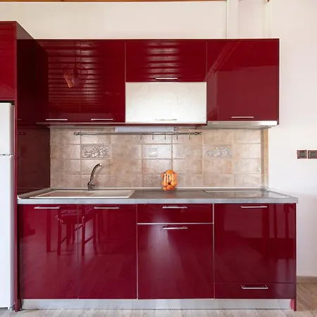 Kyr Gianni Mansion * Sykia Chalkidikis