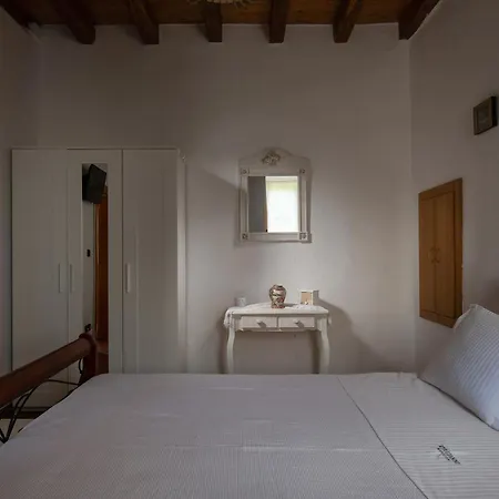 Kyr Gianni Mansion Case de vacanță Sykia Chalkidikis