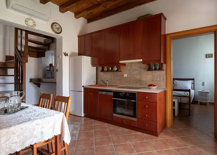 Kyr Gianni Mansion בית נופש