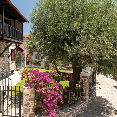 Kyr Gianni Mansion *