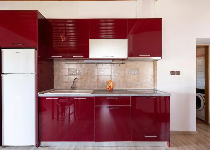 Kyr Gianni Mansion * Sykia Chalkidikis