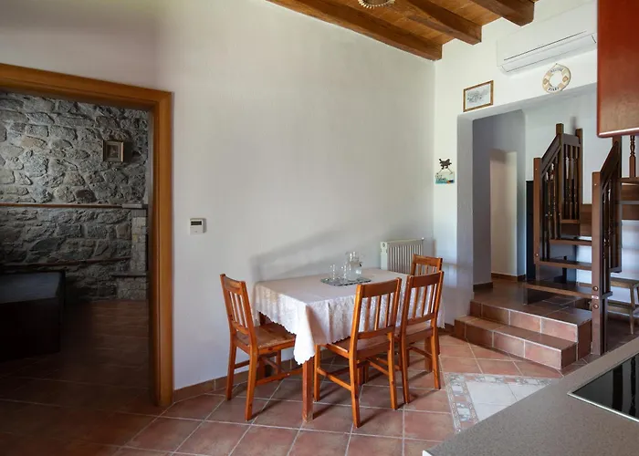 Kyr Gianni Mansion * Sykia Chalkidikis