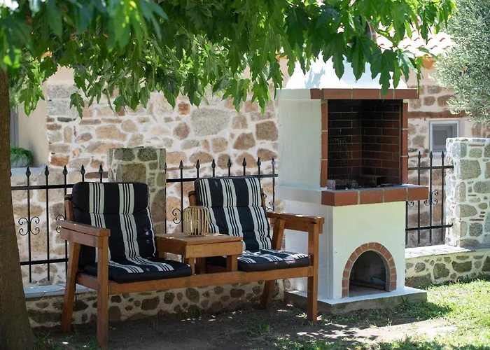 Kyr Gianni Mansion Hébergement de vacances Sykia Chalkidikis