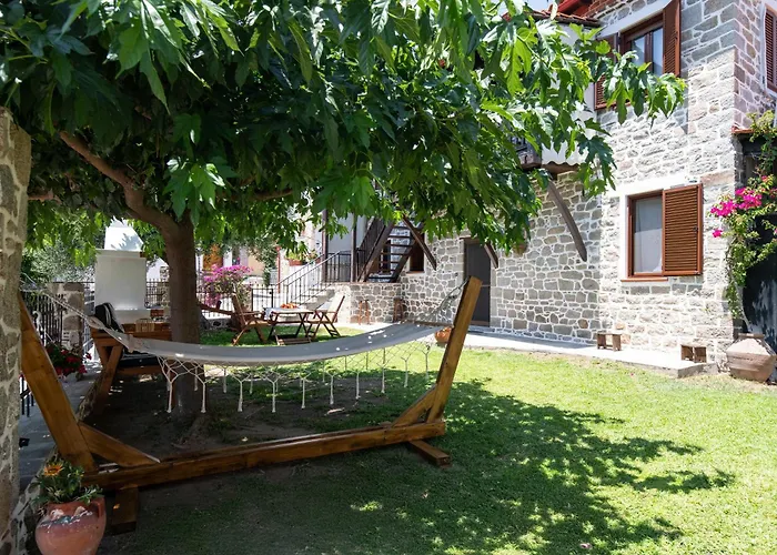 Kyr Gianni Mansion Hébergement de vacances *